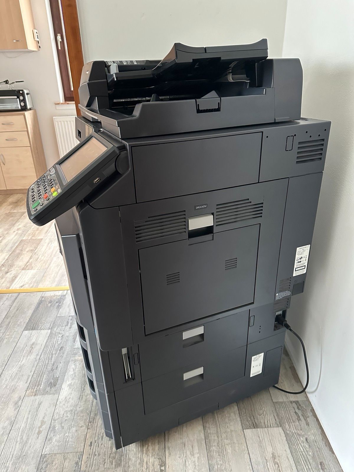 Multifunctional Reconditionat laser color Kyocera TASKalfa 3051Ci